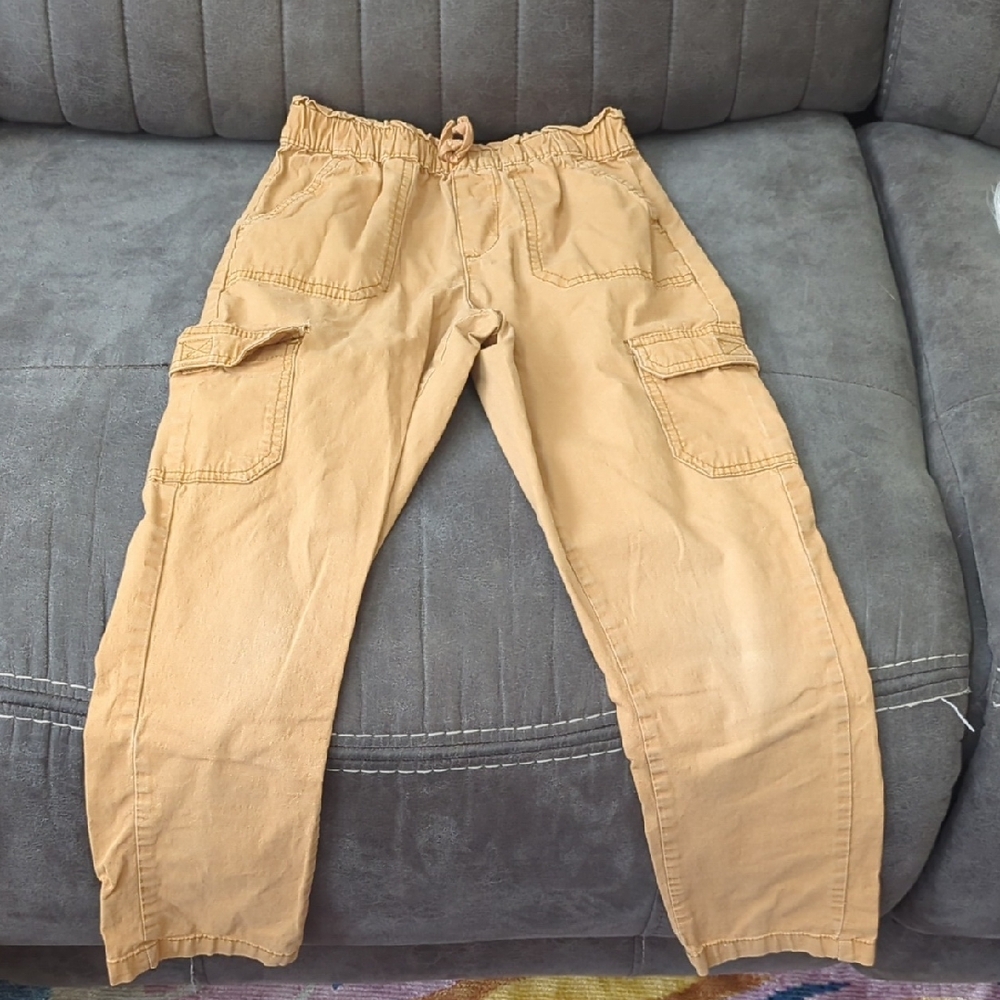 Magellan Outdoors Tan Cargo Jogger Pants Girls Size 8